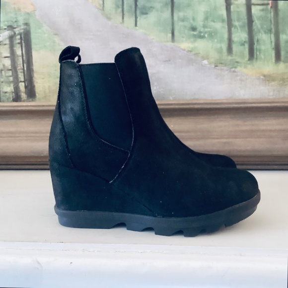 Serra Black Suede Platform Ankle Booties Women’s size 7 City Mod Stylish Career - Picture 5 of 14